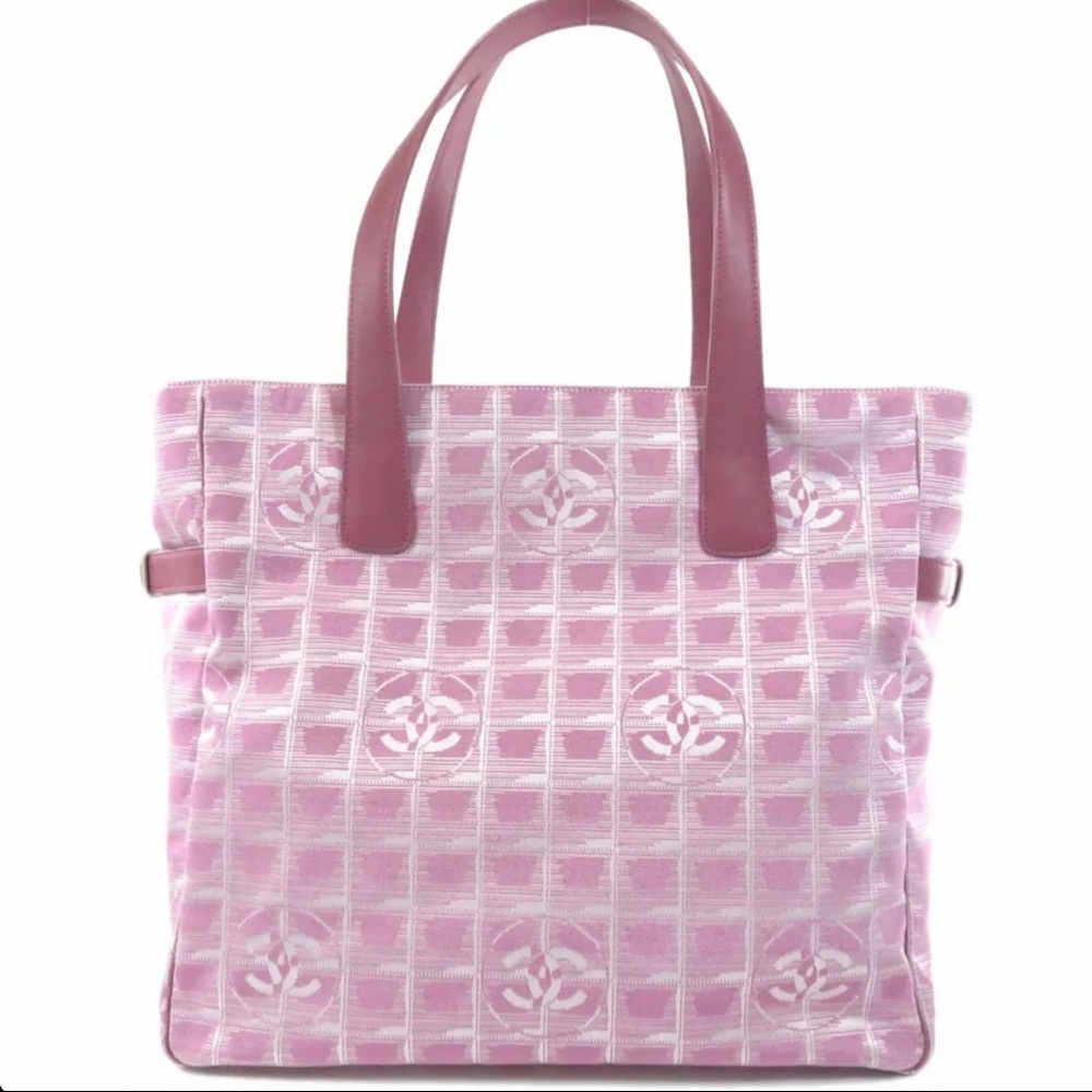 CHANEL Travel Ligne Tote bag Pink/Purple Love!